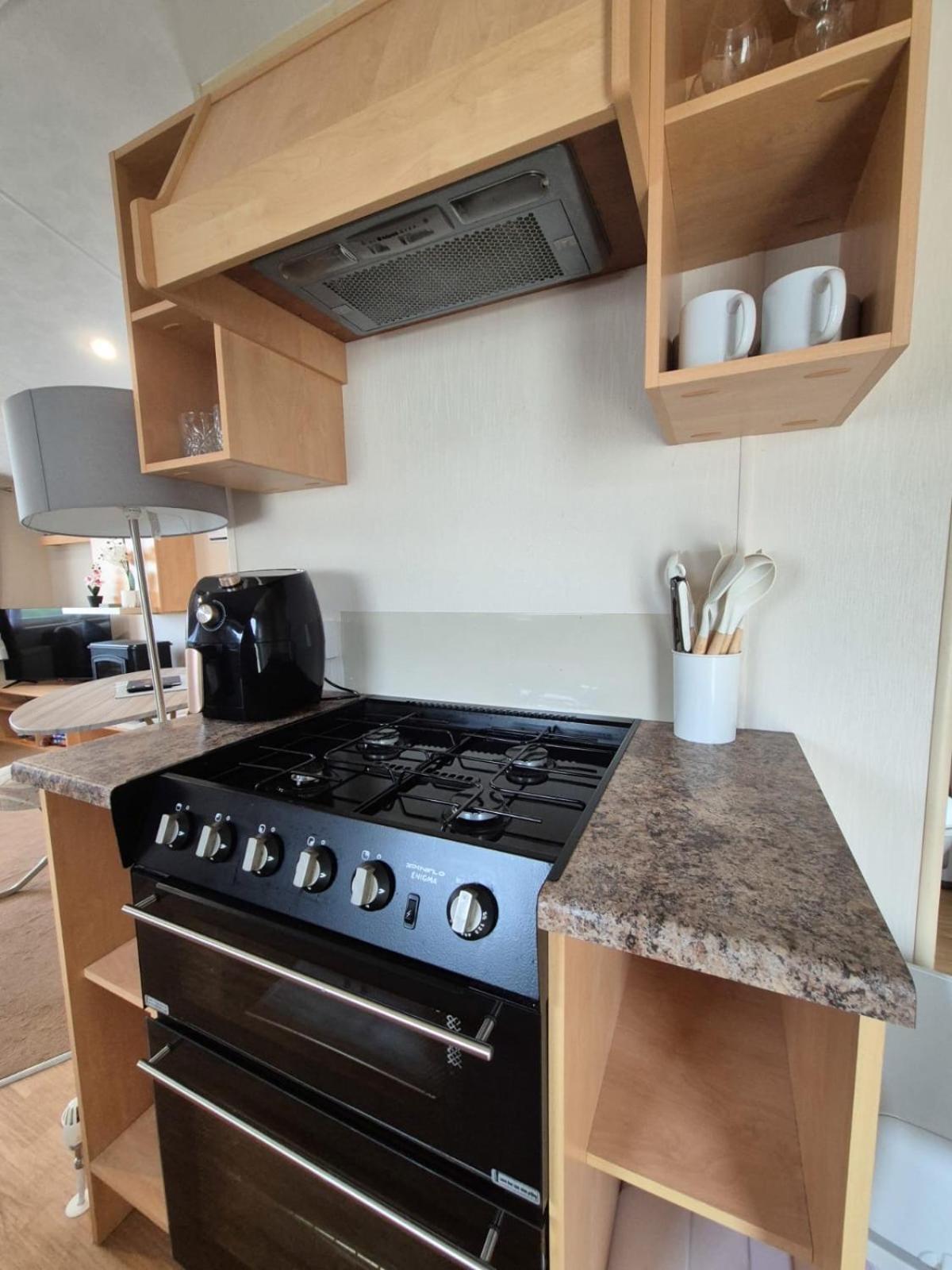 Apartamento Whitstable Vacation Seasalter Exterior foto